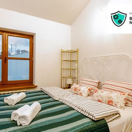 Ok Main Square Apartments Krakow Ngoại thất bức ảnh